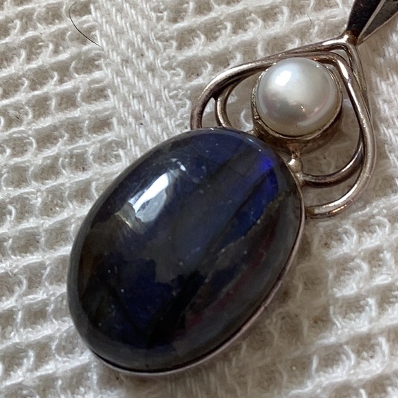 Slide Pendant - Picture 5 of 5